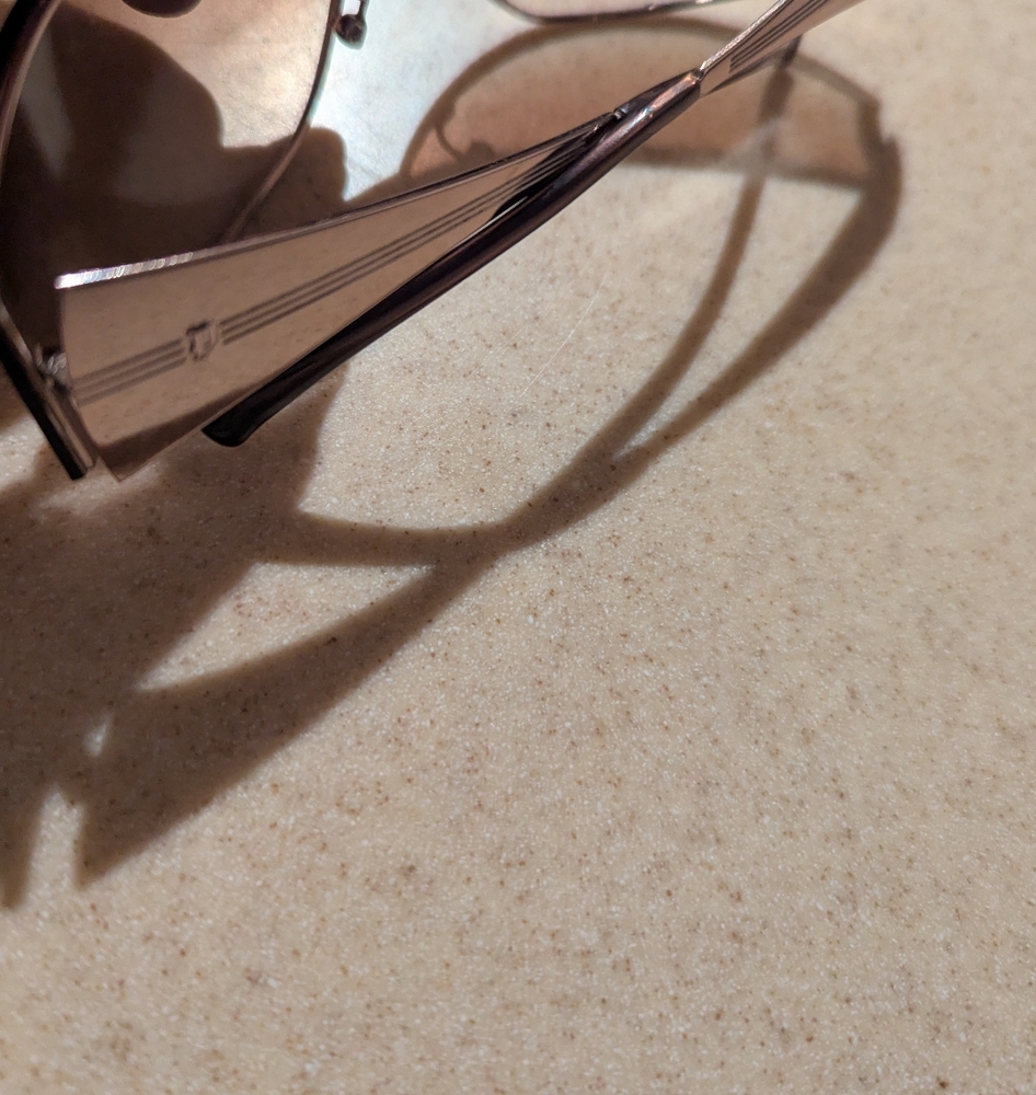 Package of 4 Sunglasses